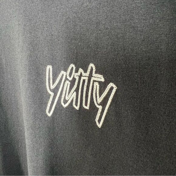 Yitty by Lizzo Women’s Size Medium NWT Major Label Classic Black and White Tee - Picture 9 of 15